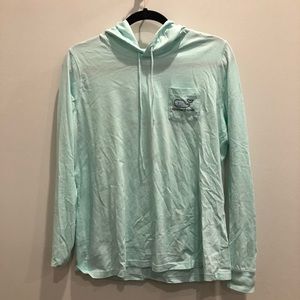 Vineyard Vines hooded t shirt
